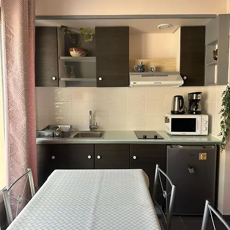 Apartment Calme Et Agreable Avec Acces Jardin Partage *